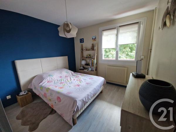 Appartement F4 à vendre  4 pièces - 92,39 m2 EVREUX - 27