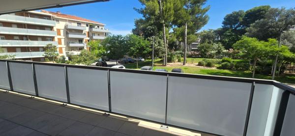 Appartement Marseille 10EME AVEC TERRASSE ET PARKING
