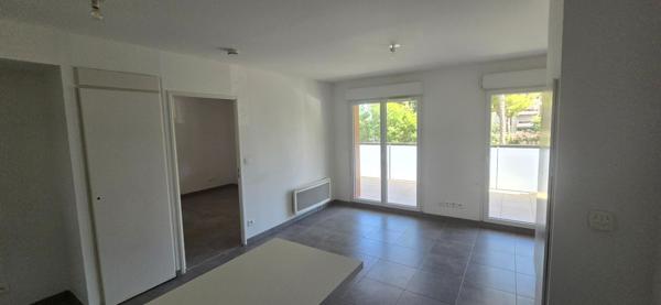 Appartement Marseille 10EME AVEC TERRASSE ET PARKING