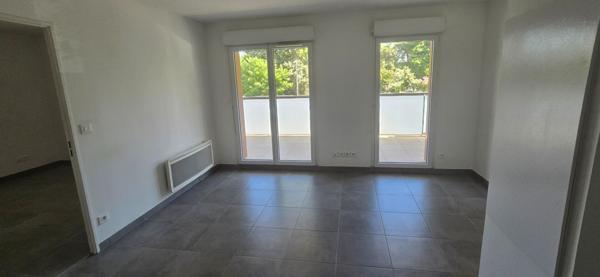 Appartement Marseille 10EME AVEC TERRASSE ET PARKING