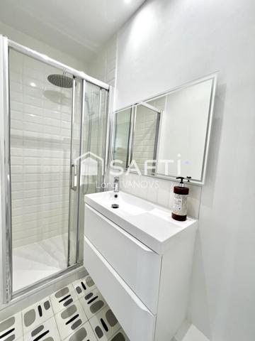 Maison rénovée avec jardin et dépendance