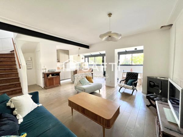 Maison rénovée avec jardin et dépendance