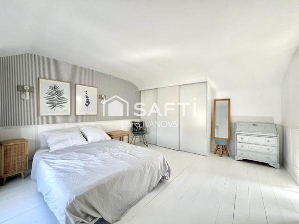 Maison rénovée avec jardin et dépendance