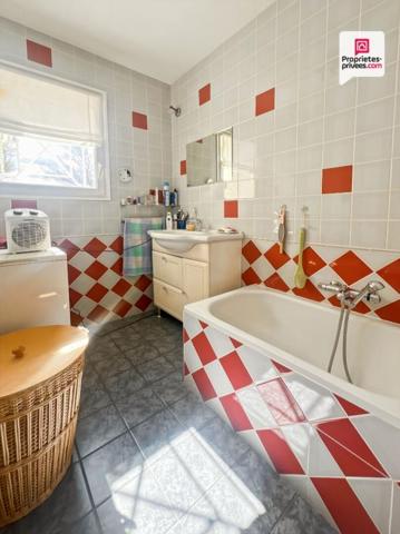 Maison 221m2 - 5 chambres - double garage - jardin