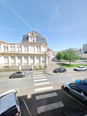 Appartement Thionville 2 pièce(s) 52 m2 avec jardin commun et cave