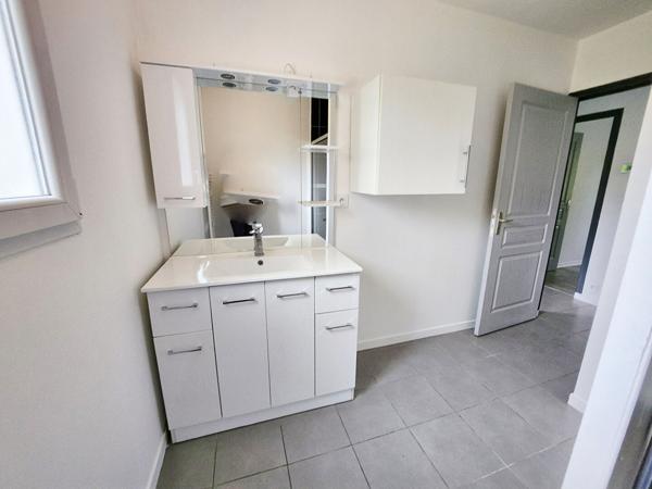 Maison Château L'Hermitage 4 pièces 80 m2