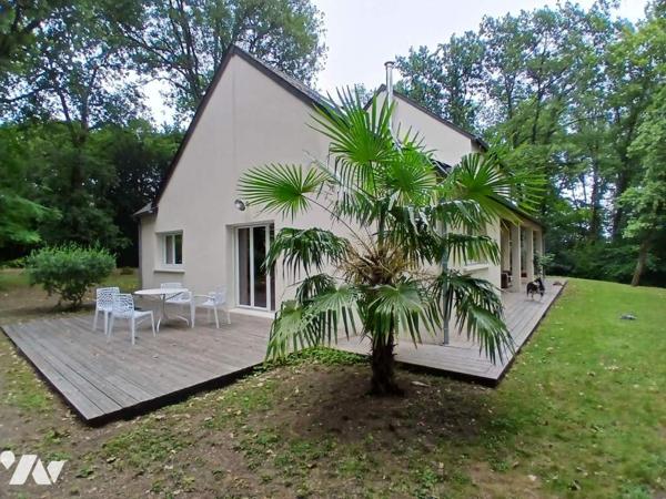 Maison d'habitation sur  beau parc clos et arboré