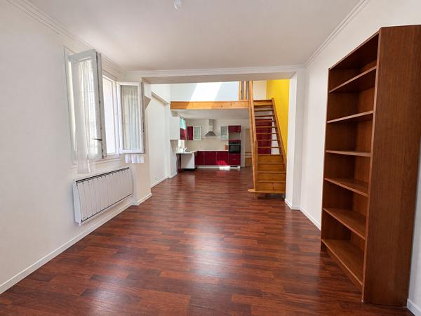 Maison de Ville en excellent état en centre-ville de Verrières-le-Buisson