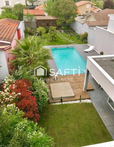 Quartier calme à 10 minutes à pied du Tram