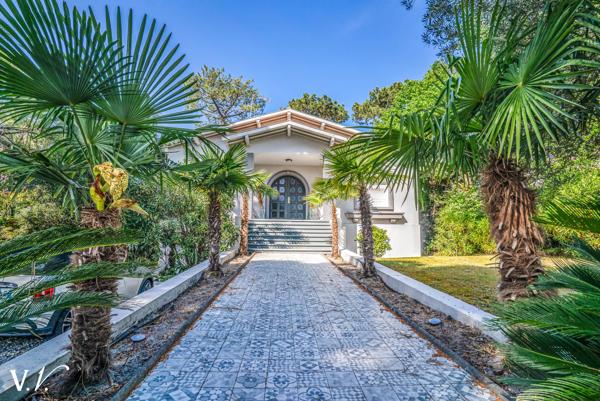 Arcachon - ABATILLES - Villa familiale avec dépendance