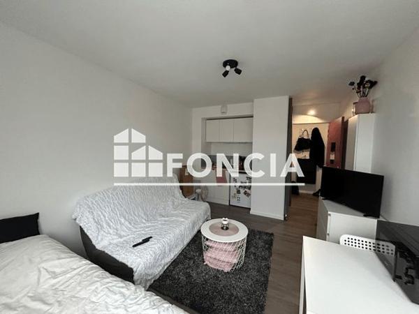 Location Studio 19.95 m² - 39 BOULEVARD POCHET LAGAYE RESIDENCE ALMERIA Clermont Ferrand 63000