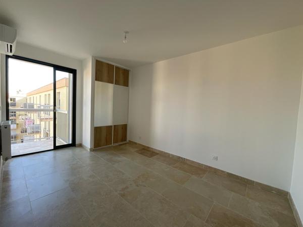 Appartement lumineux de 85 m² avec 3 chambres à vendre à Sète 34200