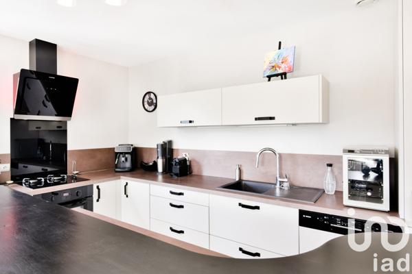 House for sale 5 rooms 122 m² Mauzé-sur-le-Mignon