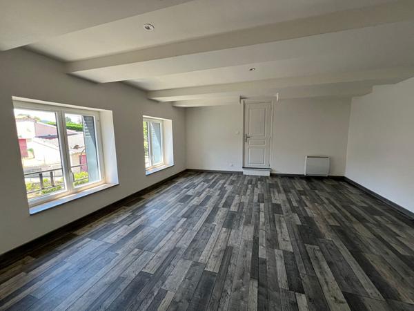 Appartement T4 refait à neuf