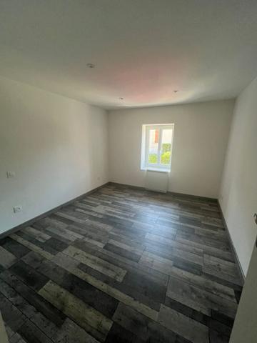 Appartement T4 refait à neuf