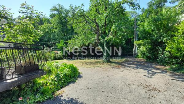 Nestenn Igny - Opportunité rare - Secteur du Pileu limitrophe Igny/Palaiseau - terrain plat et arboré de 436m², maison à rénover ou démolir, Proche des commerces et des transports, Proche plateau de Saclay