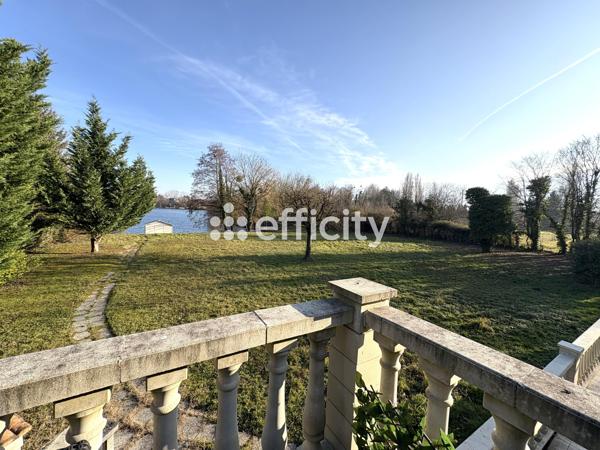 Maison 8 pièces - 320 m²