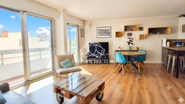 Appartement Lumineux et Spacieux en Étage Élevé