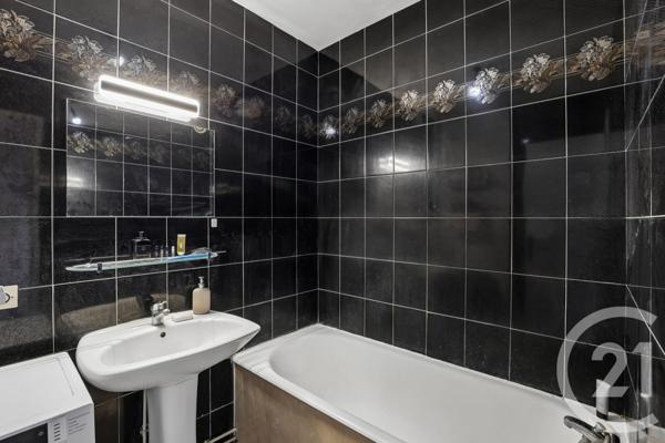 Appartement T2 à vendre  2 pièces - 54 m2 PARIS - 75019