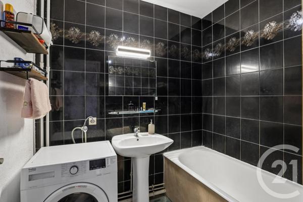 Appartement T2 à vendre  2 pièces - 54 m2 PARIS - 75019