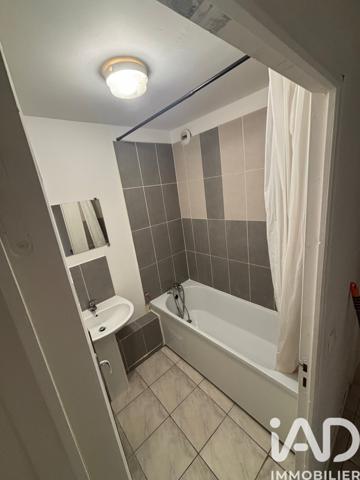 Location appartement 3 pièces 72 m² Faches-Thumesnil