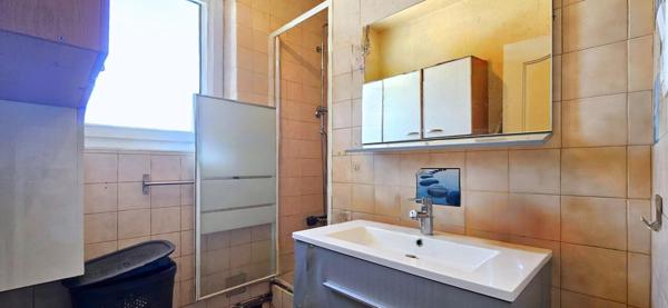 Immeuble - 2 Apt - Brive