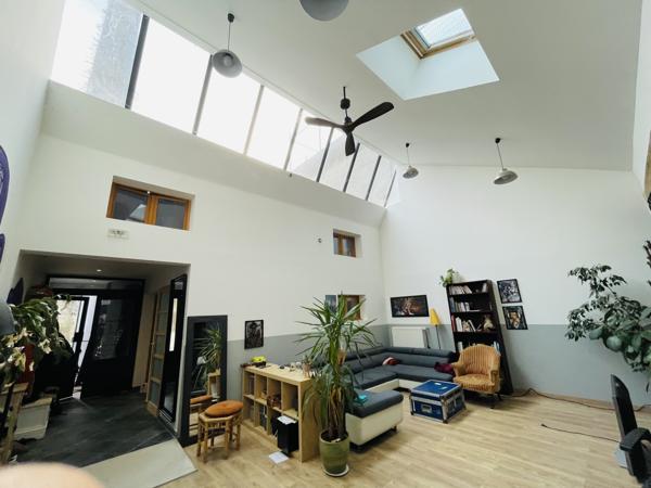 Local Commercial 2 pièces - 100 m² Exclusivité efficity