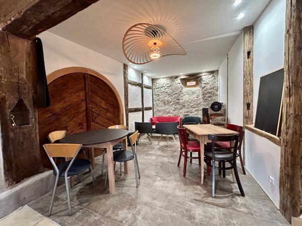 Pfaffenheim (68250) Maison 250m2 + Bar à vin 50m2 (Licence 3), Vignoble, Pfaffenheim
