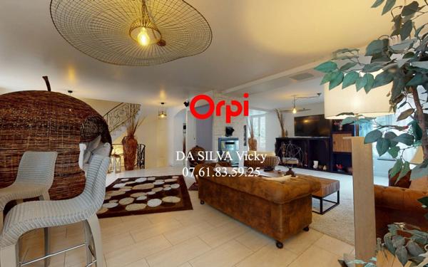 Appartement à vendre    5 pièces • 246,20 m2 Voiron