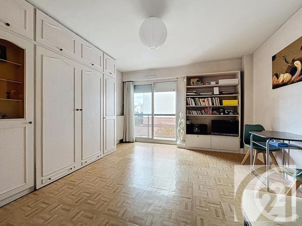 Appartement F1 à vendre  1 pièce - 32,40 m2 PARIS - 75018