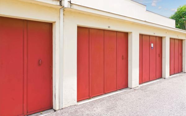 Appartement à vendre    3 pièces • 56,32 m2 Vénissieux