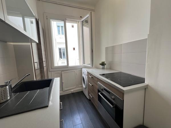 Marseille (13007) VENTE APPARTEMENT MEUBLÉ 36,25 M2 CARREZ TYPE 2 RUE PAPETY PLAGE CATALANS 13007 MARSEILLE