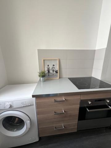 Marseille (13007) VENTE APPARTEMENT MEUBLÉ 36,25 M2 CARREZ TYPE 2 RUE PAPETY PLAGE CATALANS 13007 MARSEILLE