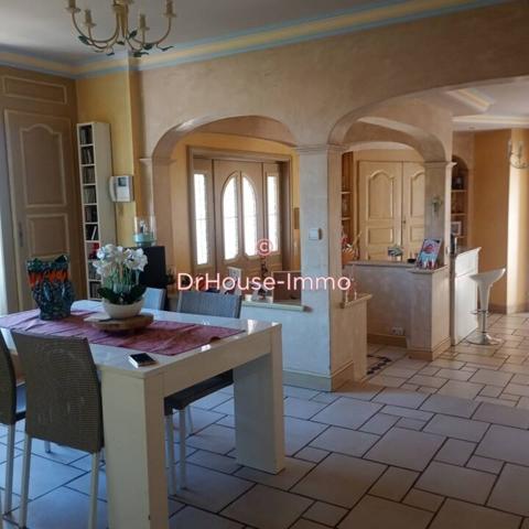 Maison à vendre 8 pièces de 220 m²