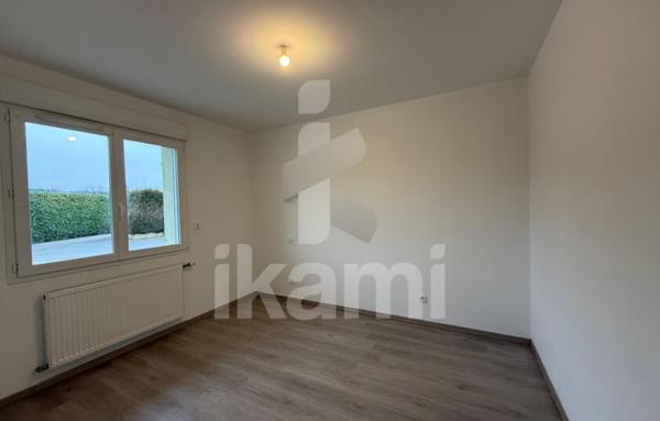 Appartement 5 pièces, 98 m2 de plain-pied avec terrasse et jardin 250 m2
