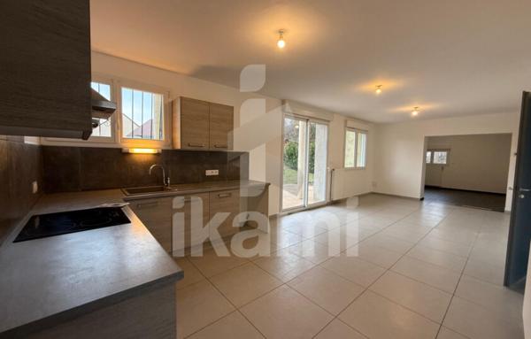 Appartement 5 pièces, 98 m2 de plain-pied avec terrasse et jardin 250 m2