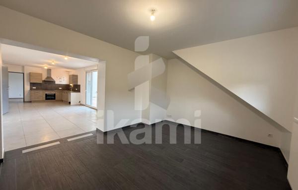 Appartement 5 pièces, 98 m2 de plain-pied avec terrasse et jardin 250 m2