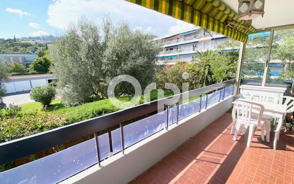 Appartement à vendre    1 pièce • 35,80 m2 Mandelieu-la-Napoule