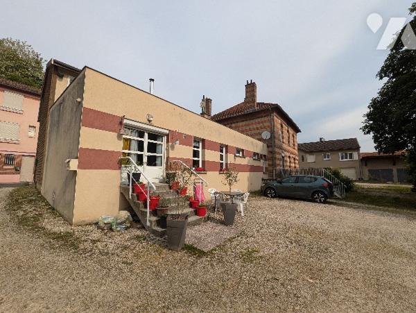 SAINTE MENEHOULD - Rue Chanteraine
Immeuble de rapport comportant 4 appartements loués