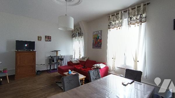 SAINTE MENEHOULD - Rue Chanteraine
Immeuble de rapport comportant 4 appartements loués