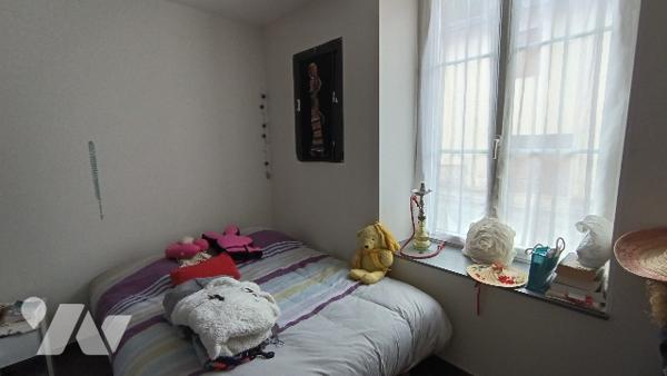 SAINTE MENEHOULD - Rue Chanteraine
Immeuble de rapport comportant 4 appartements loués