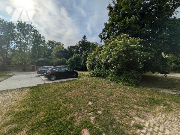 SAINTE MENEHOULD - Rue Chanteraine
Immeuble de rapport comportant 4 appartements loués