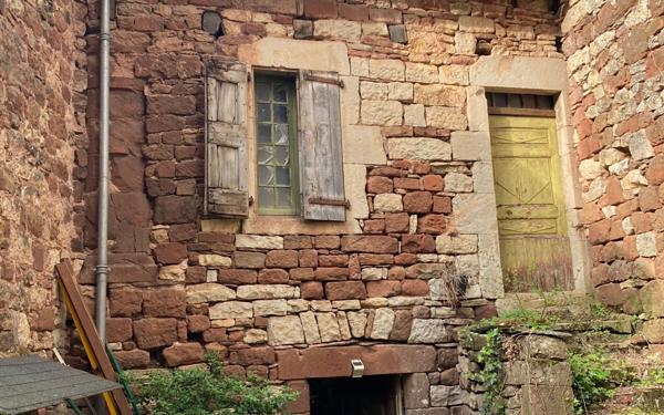 Maison à vendre    3 pièces •  Valady