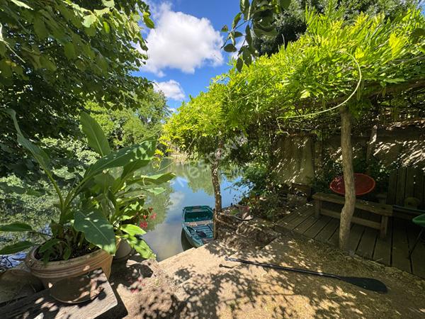 Maison d'Exception 4 chambres avec Vue sur le Clain et jardin d'environ 500 m²? Rareté à Poitiers