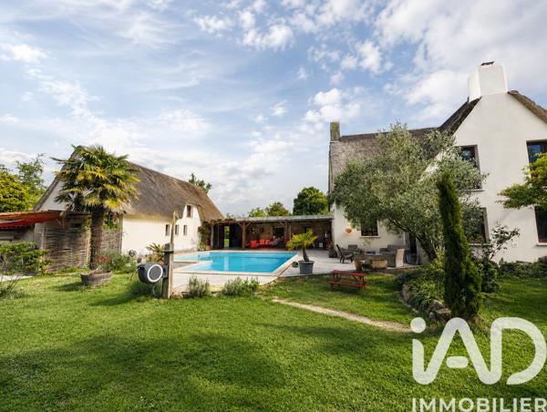 Maison à vendre 10 pièces 262,84 m² Saint-Lyphard