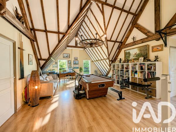 Maison à vendre 10 pièces 262,84 m² Saint-Lyphard