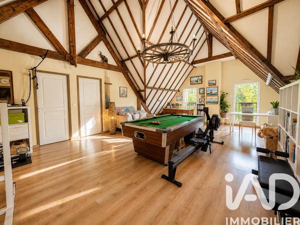 Maison à vendre 10 pièces 262,84 m² Saint-Lyphard