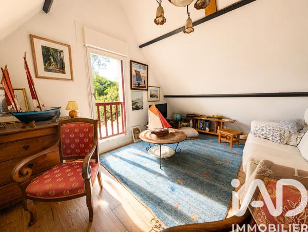 Maison à vendre 10 pièces 262,84 m² Saint-Lyphard