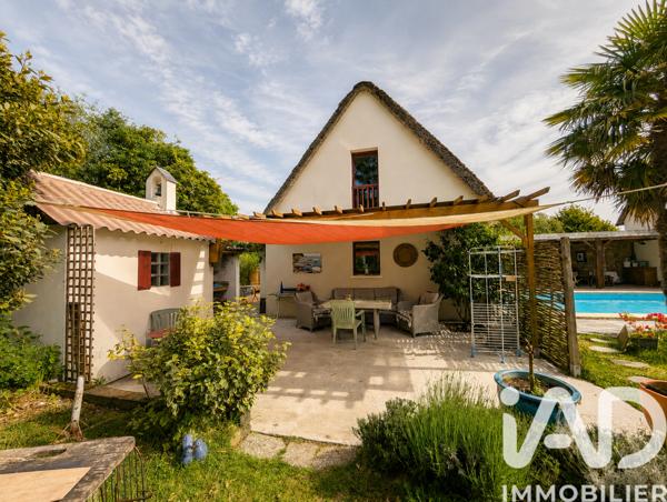 Maison à vendre 10 pièces 262,84 m² Saint-Lyphard