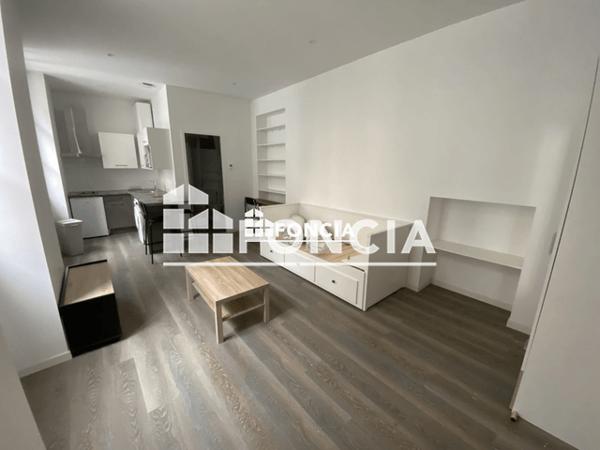 Location Studio meublé 25 m² - 41 RUE MONTPENSIER Pau 64000